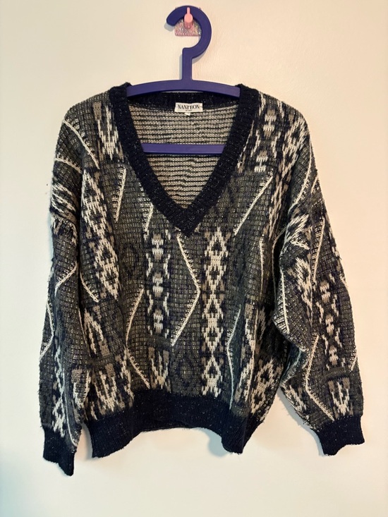 Nani Bon Sweaters - 90s Vintage V-Neck Patterned Women’s Wool Sweater Eclectic Grandpa Aesthetic